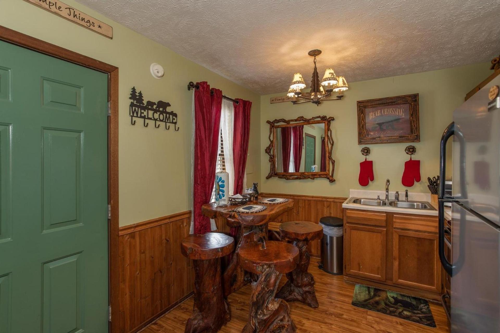 Bear Mountain Hollow-Free Dollywood Ticket- Cozy Cabin With A Hot Tub, Arcade & Deck Close To Town Pigeon Forge Exteriér fotografie